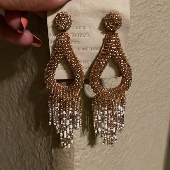 Anthropologie New with Tags Rose-gold beaded drop earrings - Picture 3 of 5